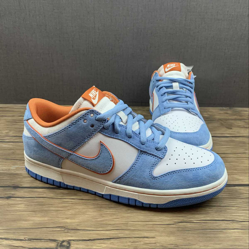 Nike Dunk Low - Katsuhiro ô Tomo - Light Blue / Orange