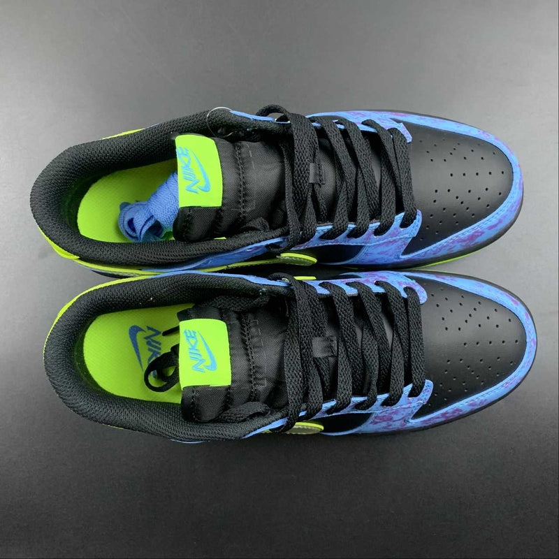 Nike Dunk Low - Black / Blue / Green