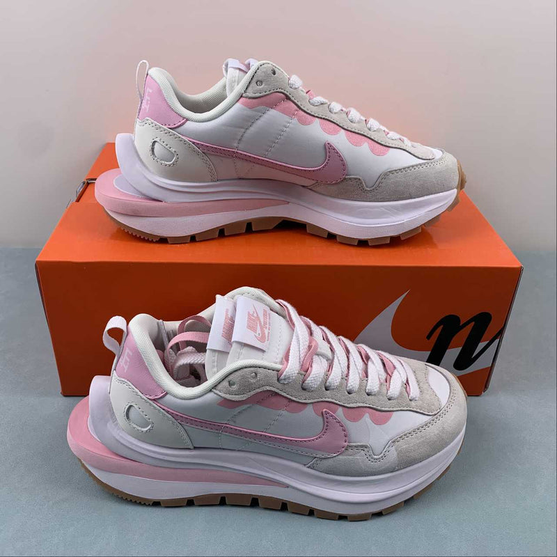 Nike Sacai - Vaporwaffle - White / Pink