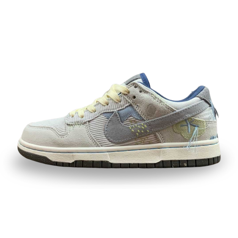 Nike Dunk Low - Photon Dust / Wolf Grey - Sail