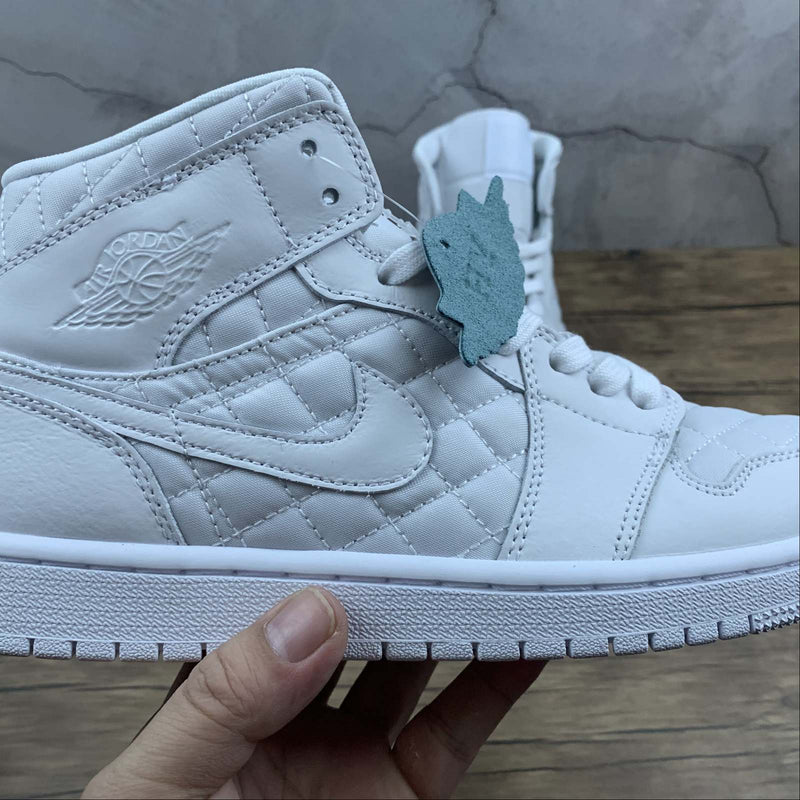 Nike Air Jordan 1 - MID Quilted - White / White