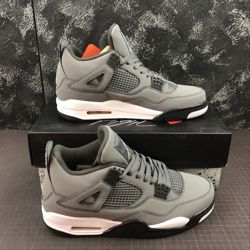 Nike Air Jordan 4 Retro - Gray / Light Grey / Black