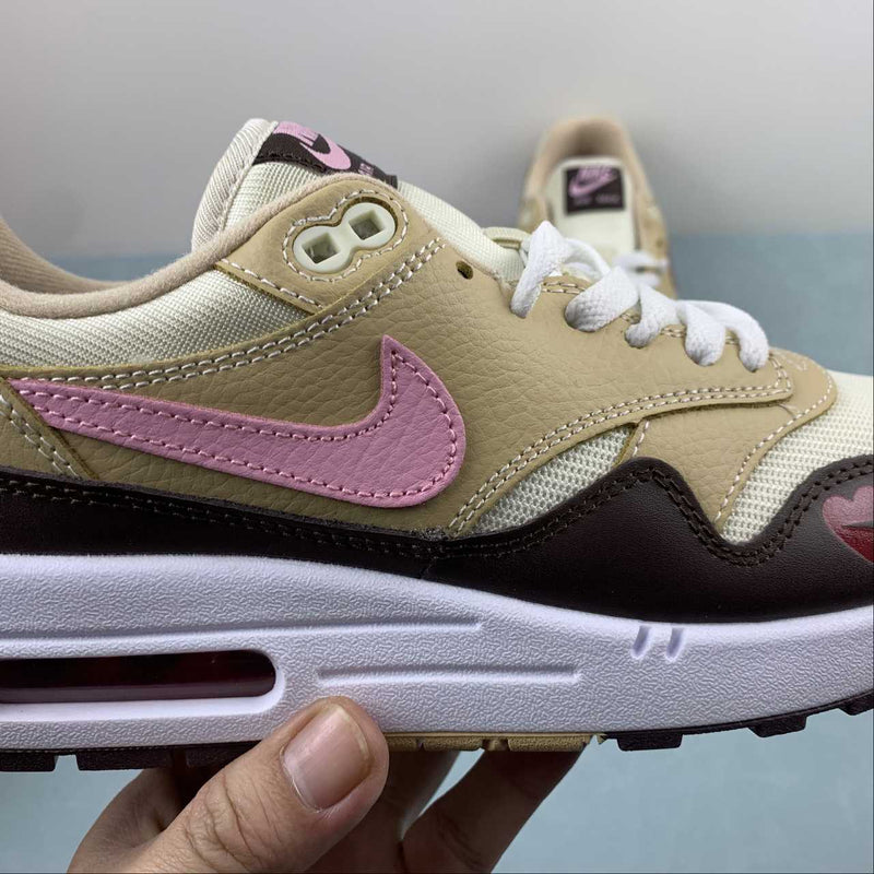 Nike Air Max 1 - 87 - Sesame / Med Soft Pink