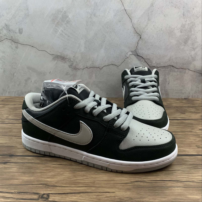 Nike Dunk Low - SB PRO - Black / Medium Grey - Black - White