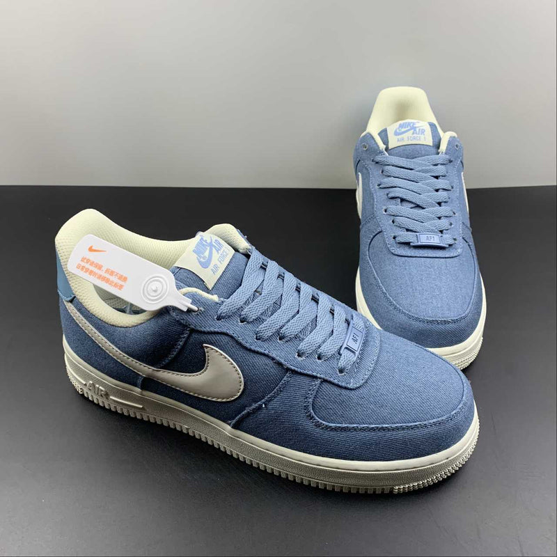 Nike Air Force 1 - '07 - Light Blue / Beige