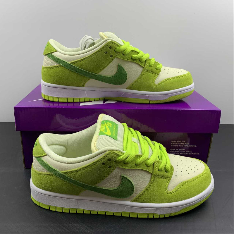 Nike Dunk Low - SB PRO - Atomic Green / Chlorophyll