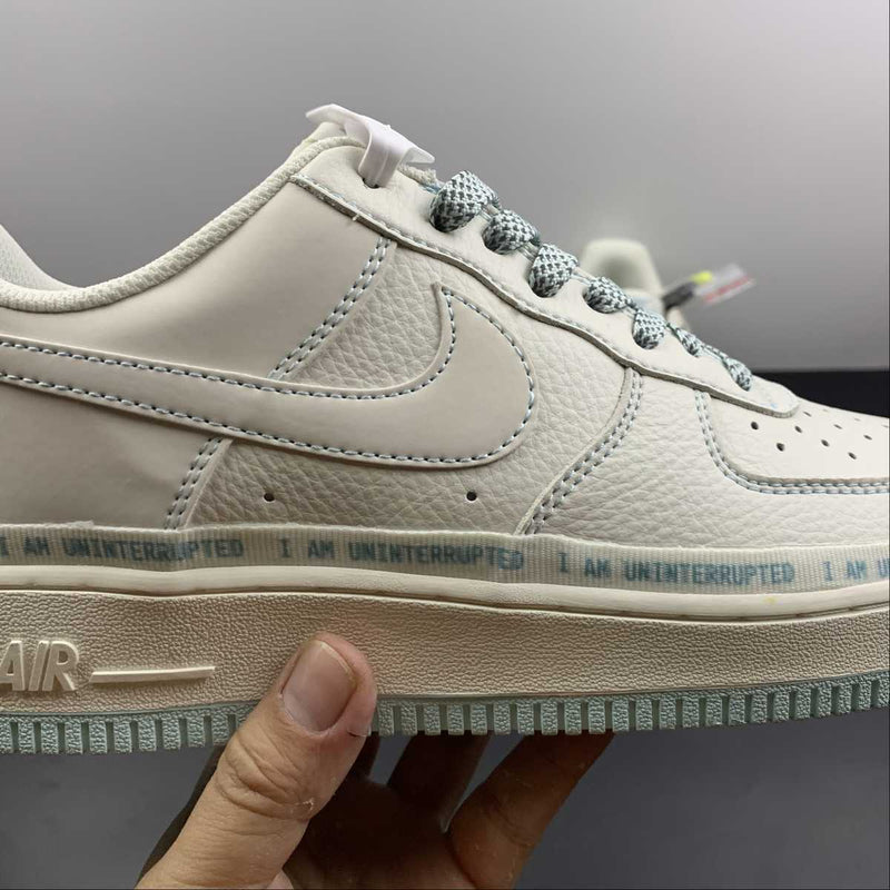 Nike Air Force 1 - '07 - SU19 - Off white / Light Blue