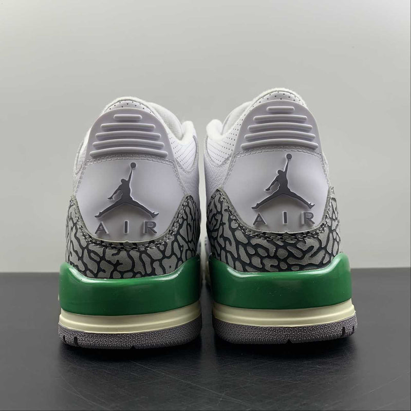 Nike Air Jordan 3 - Retro - White / Light Lurry - Green