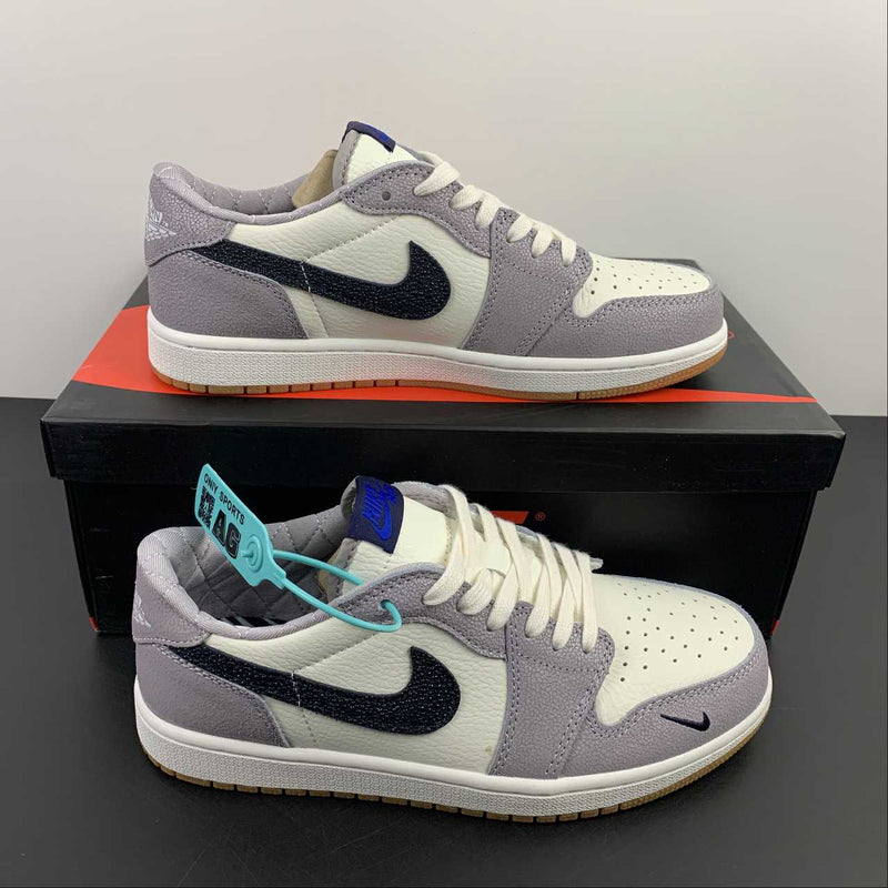 Nike Air Jordan 1 - Retro Low OG - White - Grey / Deep Blue