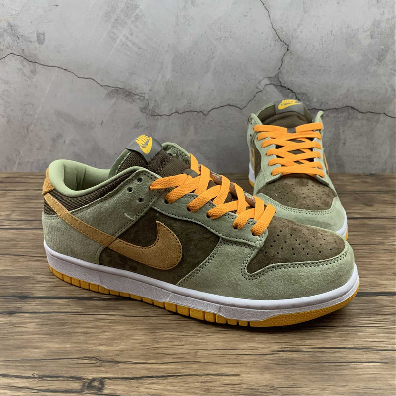 Nike Dunk Low - SE - Dusty Olive / Pro Gold