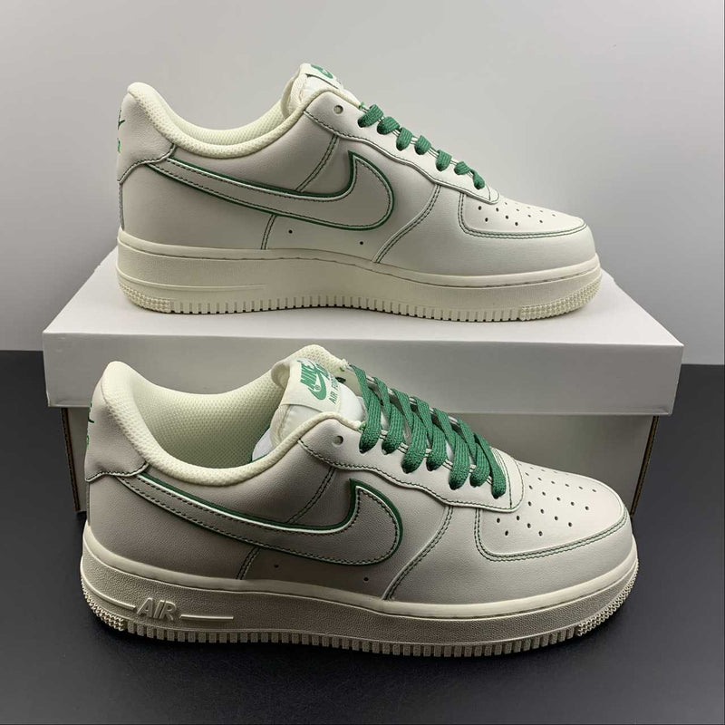 Nike Air Force 1 - '07 - Beige / Green