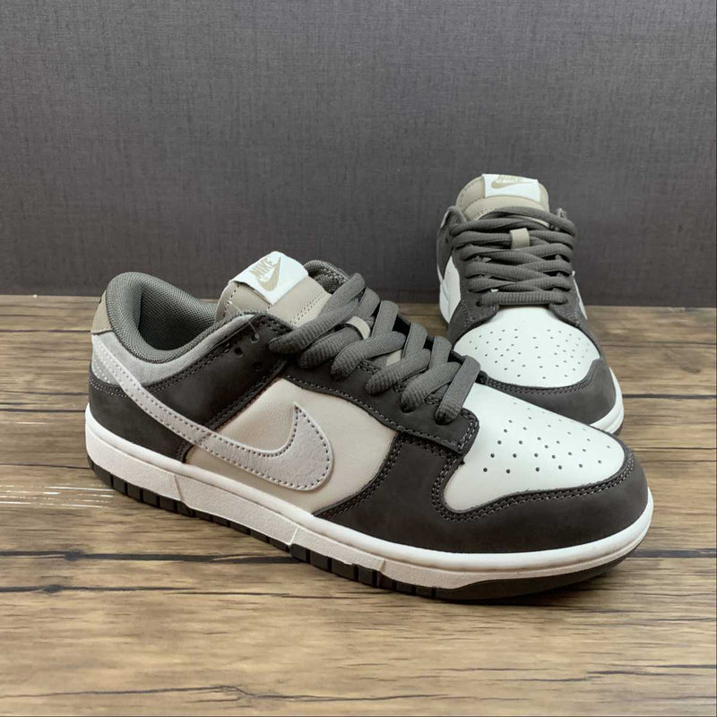 Nike Dunk Low - Katsuhiro ô Tomo - Dk. Brown / Beige White