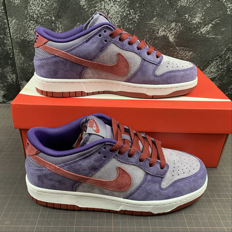 Nike Dunk Low - SP - Daybreak / Barn - Plum