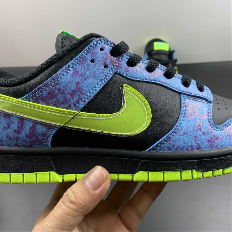 Nike Dunk Low - Black / Blue / Green