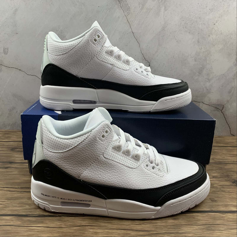 Nike Air Jordan 3 - Retro SP - White / White - Black