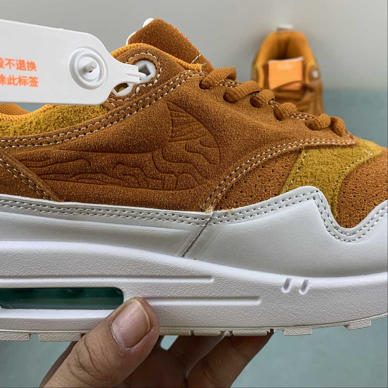 Nike Air Max 1 - Orange / White