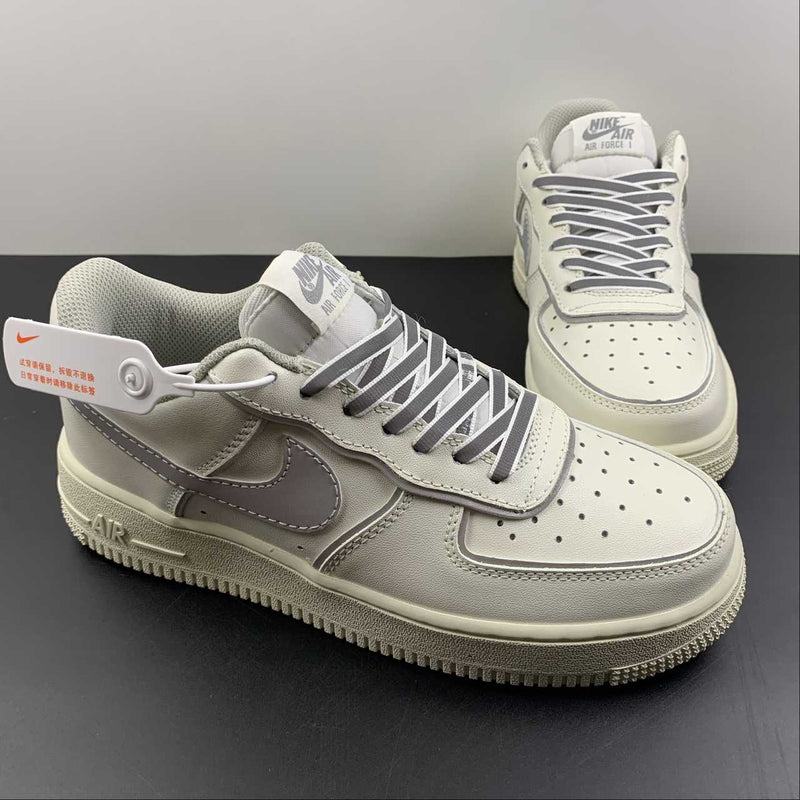 Nike Air Force 1 - '07 - Beige / Grey