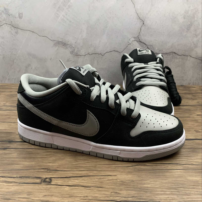 Nike Dunk Low - SB PRO - Black / Medium Grey - Black White