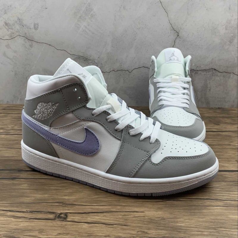 Nike Air Jordan 1 - MID - White / Gray / Blue