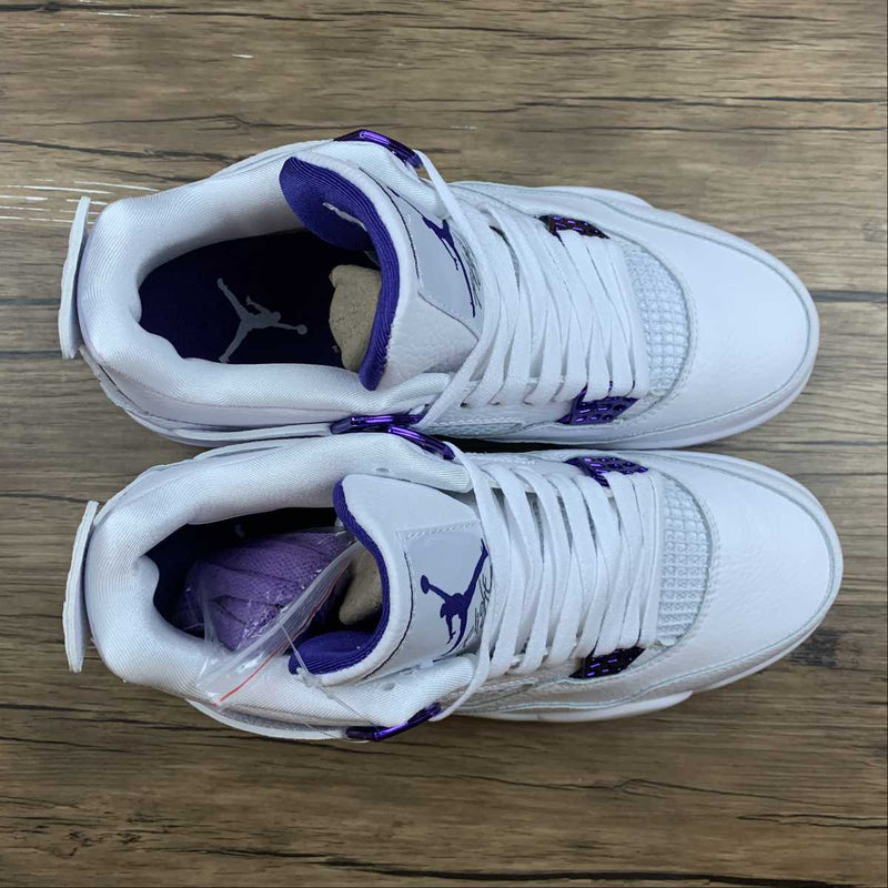 Nike Air Jordan 4 Retro - White / Purple