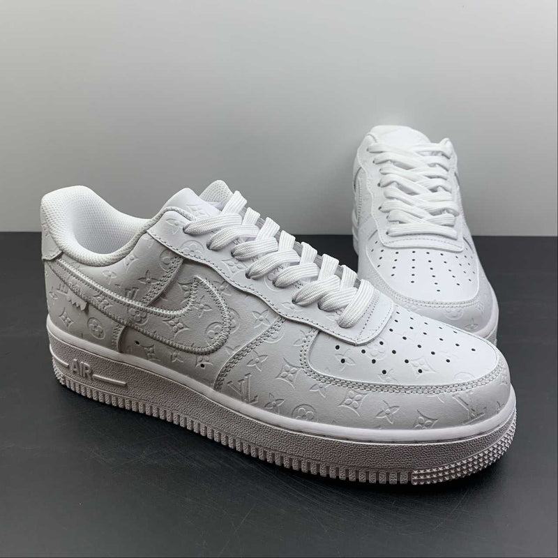 Nike Air Force 1 - Louis Vuitton - White / Gold