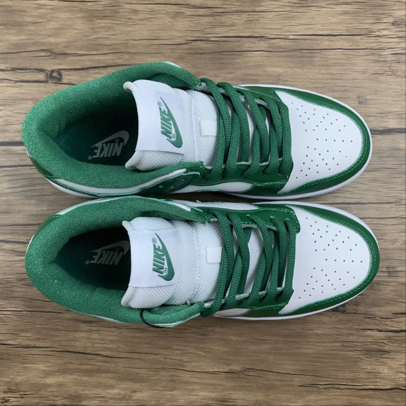 Nike Dunk Low - SB PRO - Grass Green / White