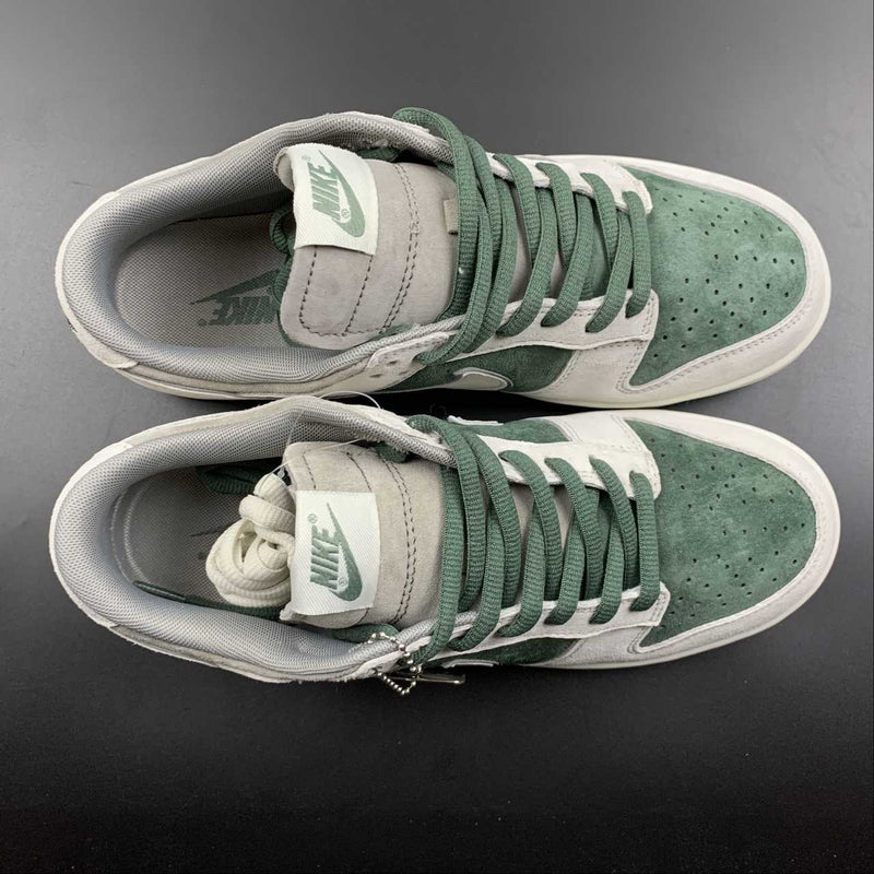 Nike Dunk Low - KATSUHIRO ô TOMO - Dark Green / Light Gray