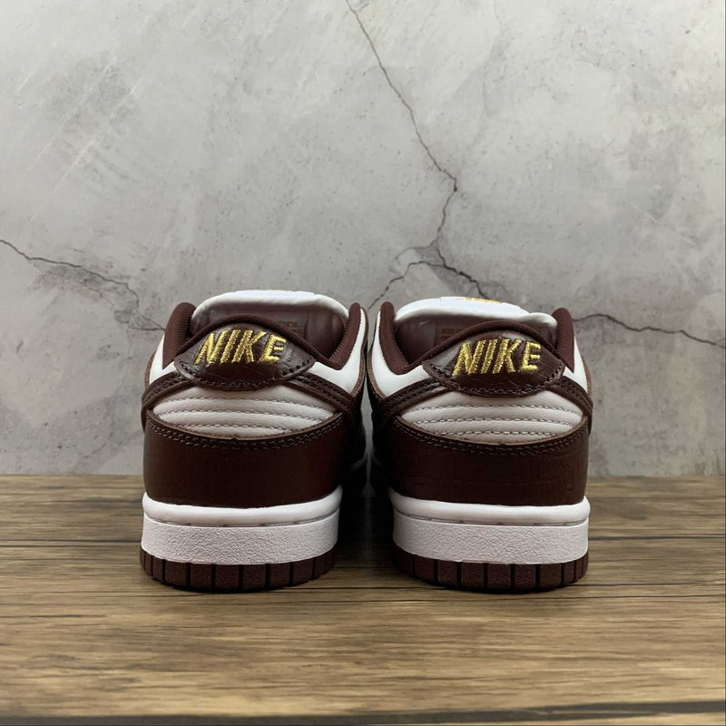 Nike Dunk Low - SUPREME SB - White / Metallic Gold / Black Brown