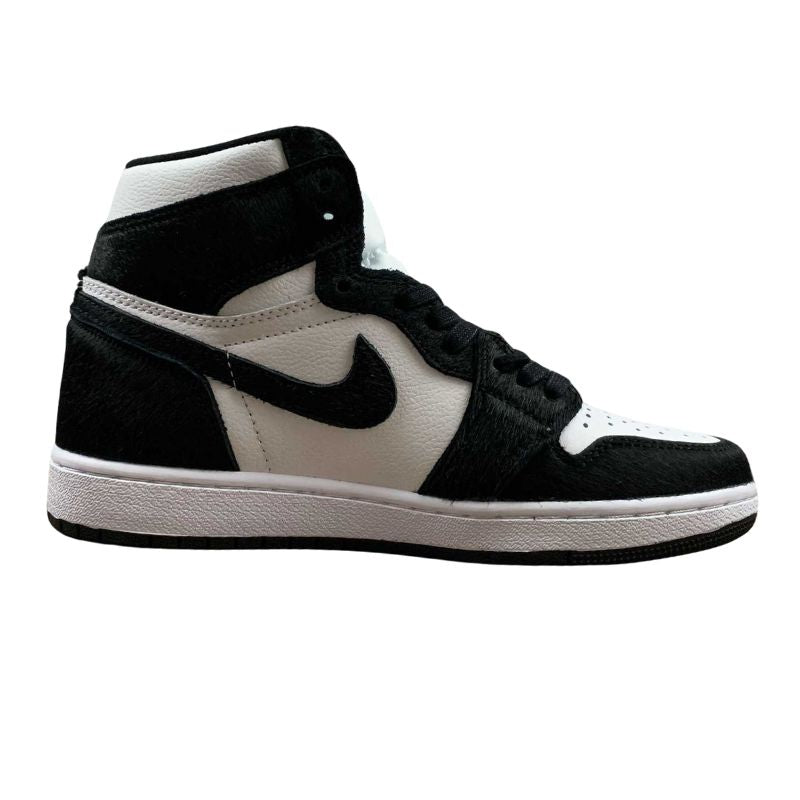 Nike Air Jordan 1 - Retro High OG - Black - Metallic Gold