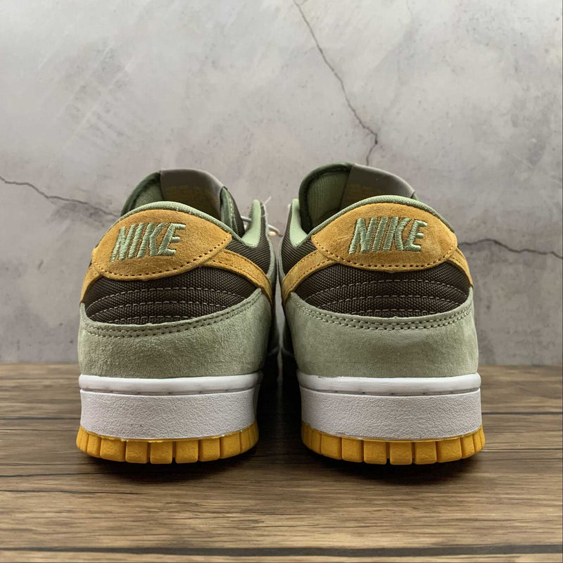 Nike Dunk Low - SE - Dusty Olive / Pro Gold