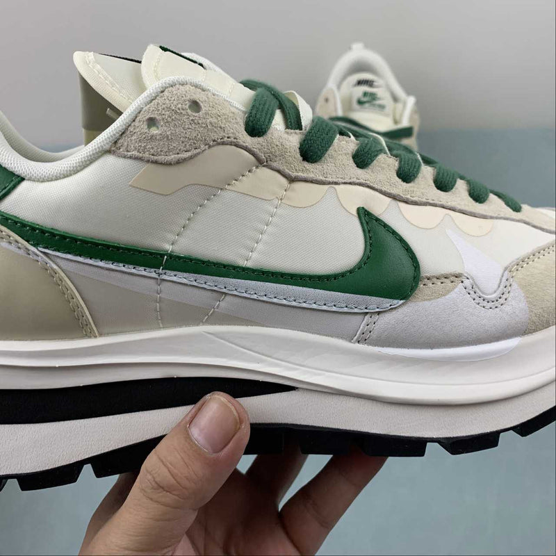 Nike Sacai - Vaporwaffle - Beige White / Green