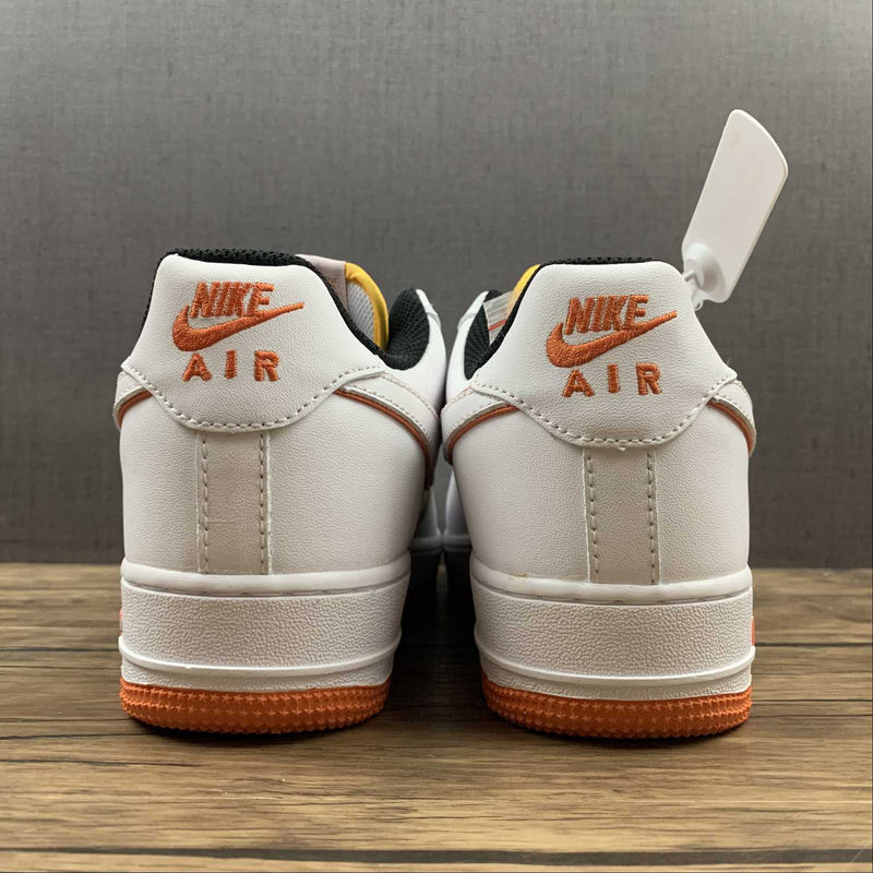 Nike Air Force 1 - '07 - White / Blanc / Yellow