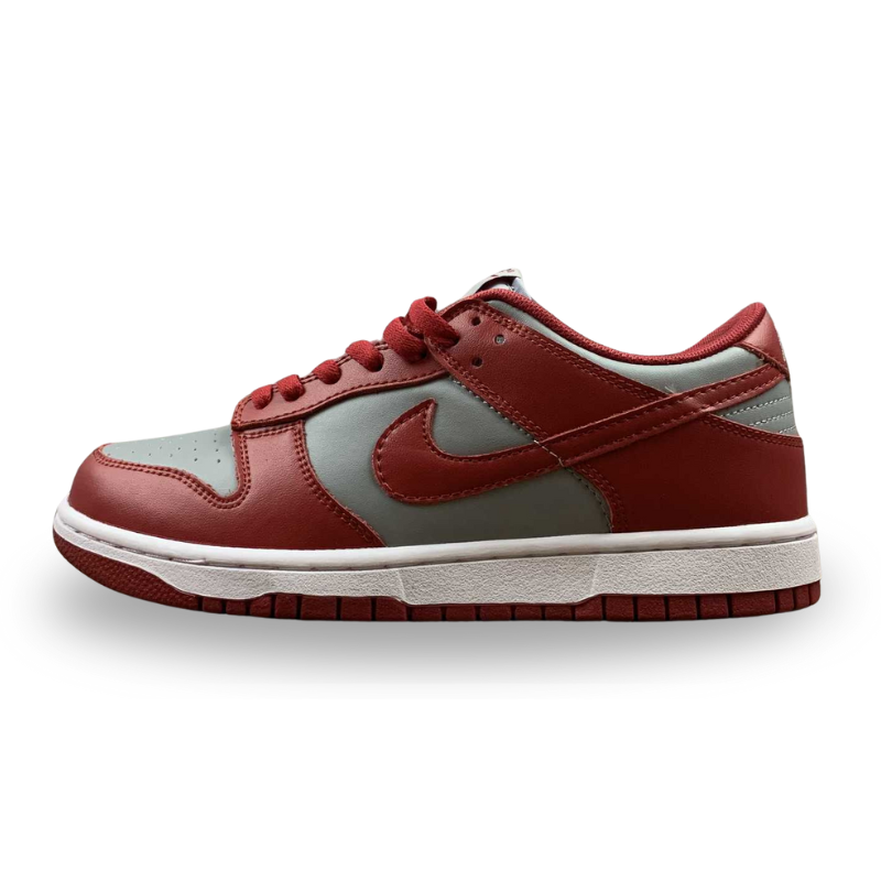 Nike Dunk Low - SP - Grey / Red