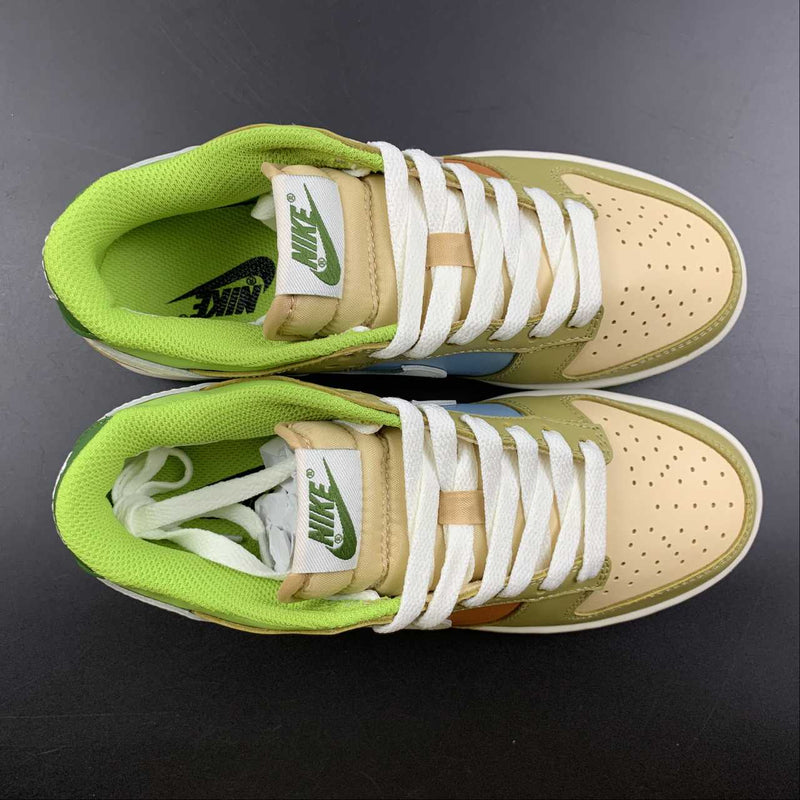 Nike Dunk Low - Barley / Sail - Sail - Vivid Green