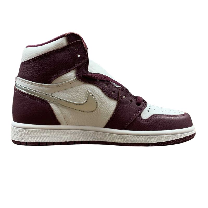 Nike Air Jordan 1 - Retro High OG - Bordeaux / White - Black