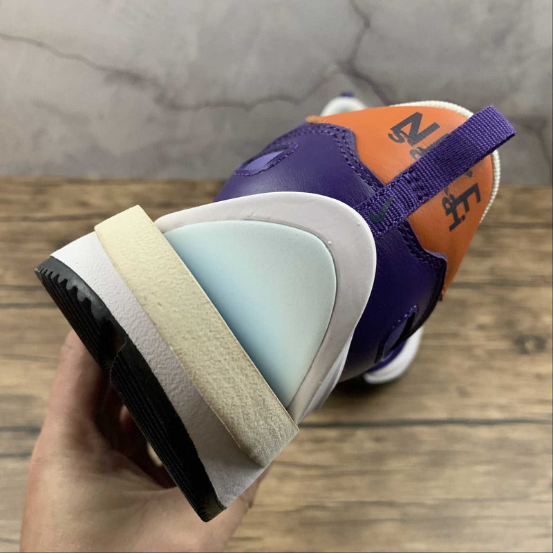 Nike Sacai - Vaporwaffle - White / Deep Purple / Orange