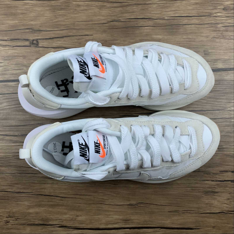 Nike Sacai - Vaporwaffle - White / Grey - White