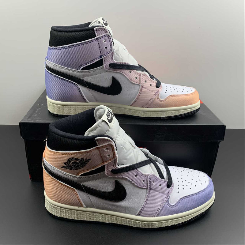 Nike Air Jordan 1 - Retro High OG - Vivid Orange / Black - Lced Lilac