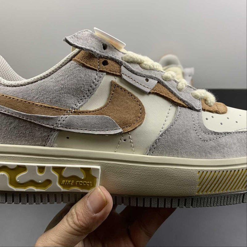 Nike Air Force 1 - Fontanka - Beige / Brown