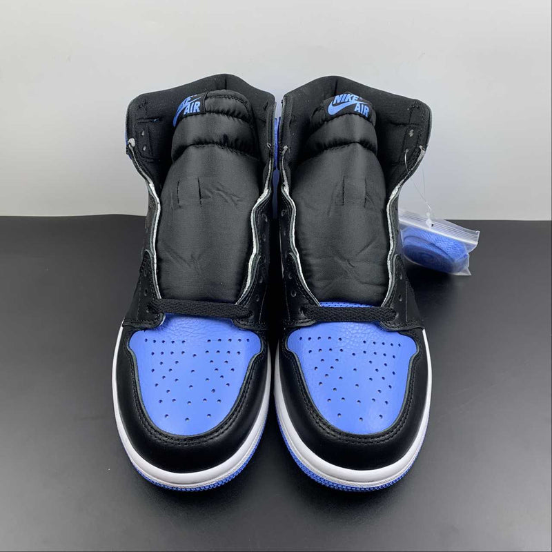 Nike Air Jordan 1 Retro High OG - North Carolina Blue / Black