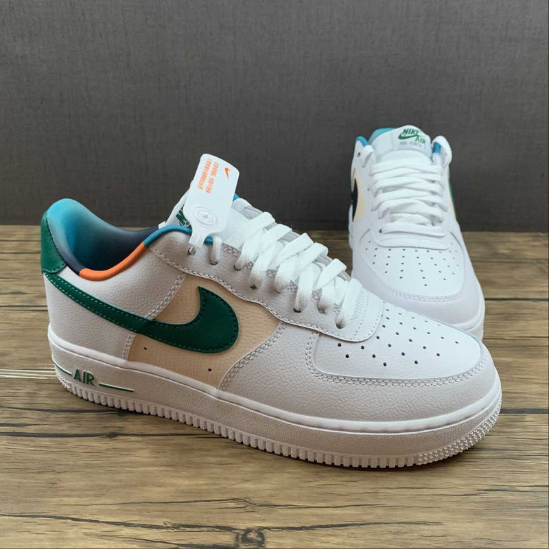 Nike Air Force 1 - '07 - LOW EMB - White / Green / Black