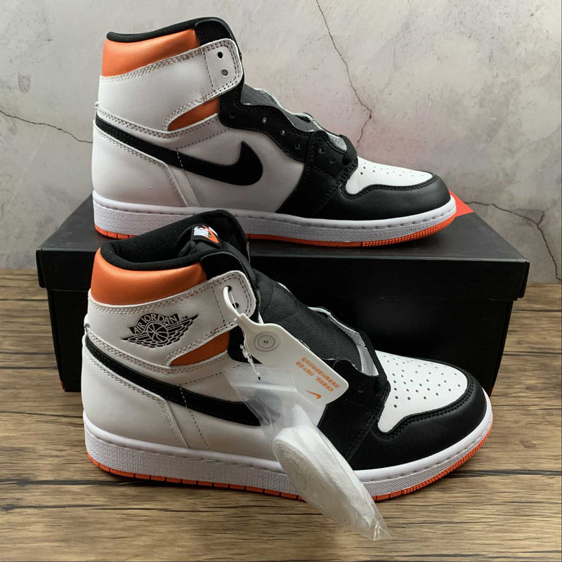 Nike Air Jordan 1 - Retro High OG - Black White Orange