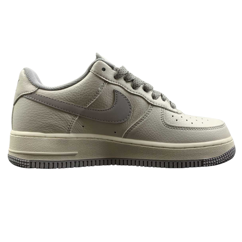 Nike Air Force 1 - '07 - SU19 - Beige / Bright Silver