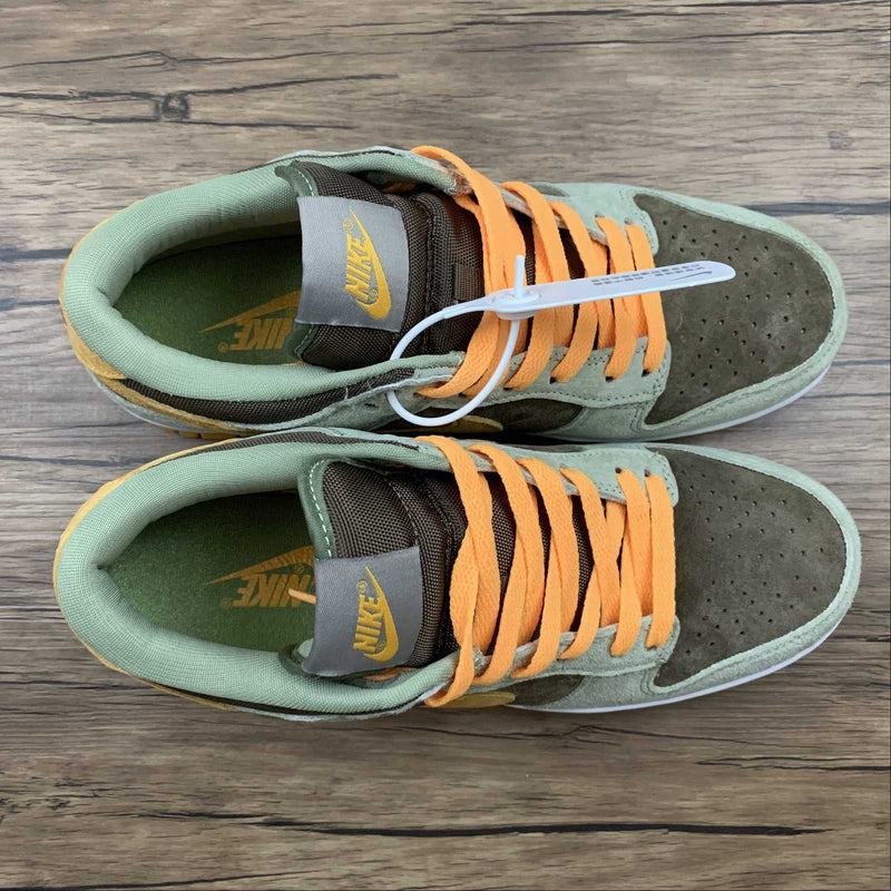 Nike Dunk Low - SE - Dusty Olive / Pro Gold