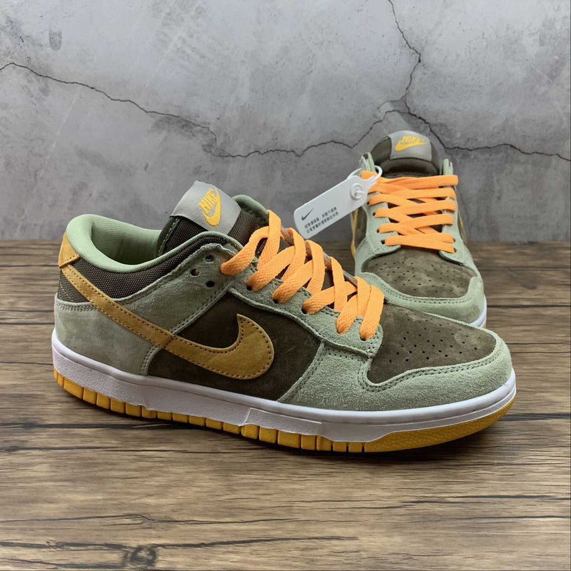 Nike Dunk Low - SE - Dusty Olive / Pro Gold