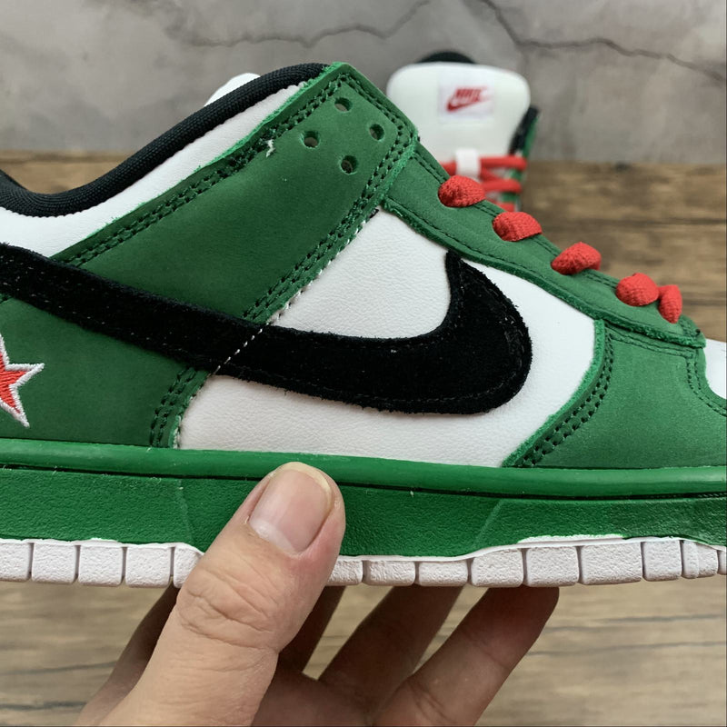 Nike Dunk Low - SB PRO - Classic Green / Clrck - Nhitc - Red