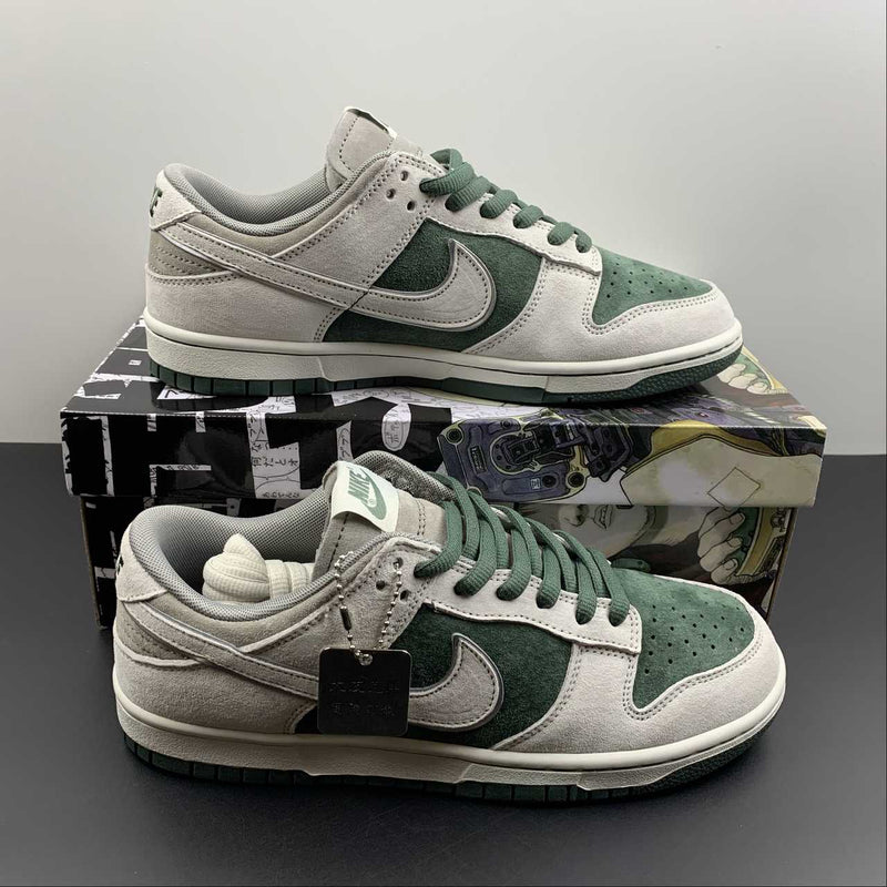 Nike Dunk Low - KATSUHIRO ô TOMO - Dark Green / Light Gray