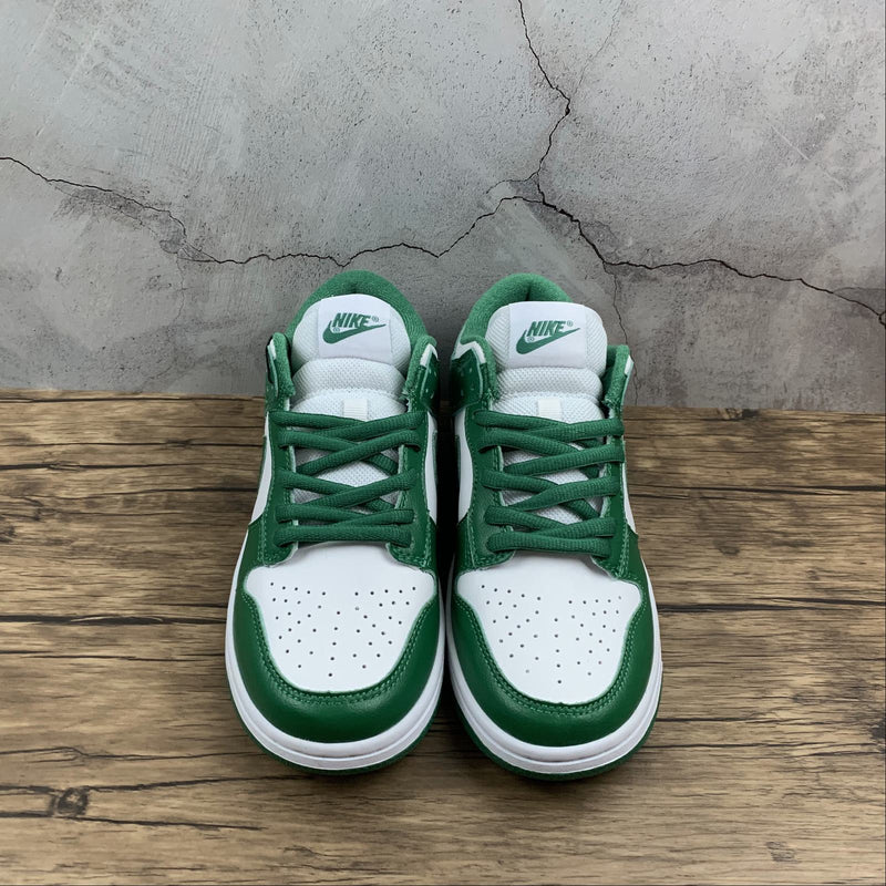 Nike Dunk Low - SB PRO - Grass Green / White