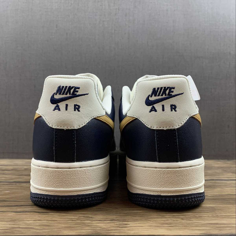 Nike Air Force 1 - '07 - QS - Black / White / Brown