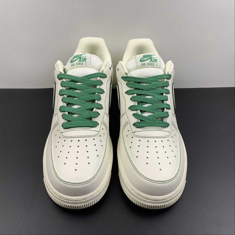 Nike Air Force 1 - '07 - Beige / Green